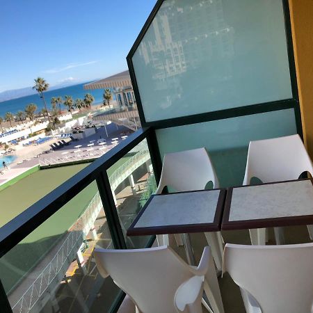 Torremolinos, Playa Del Bajondillo, Primera Linea Eksteriør billede